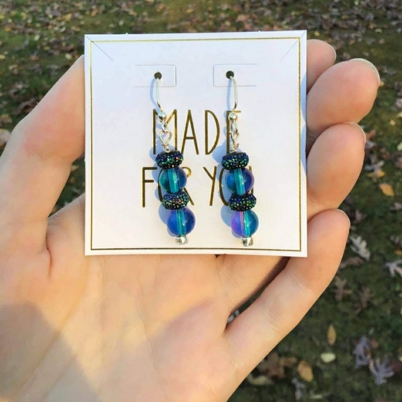 Earrings - Picture 10 of 14